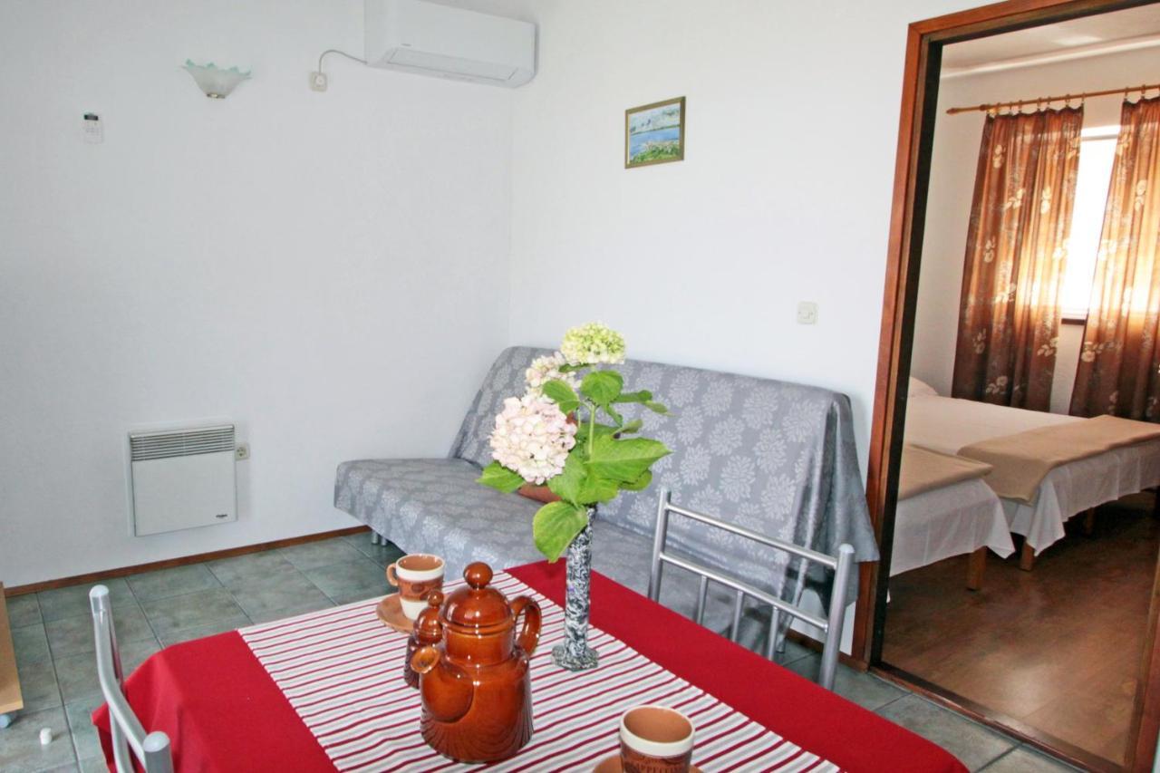 Apartments By The Sea Vinjerac, Zadar - 5824 Экстерьер фото